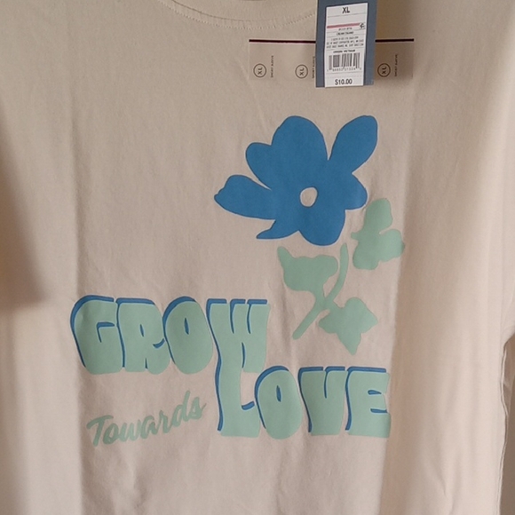 Grow Towards Love Oversized Short Sleeve T-shirt Size XL - Picture 2 of 6